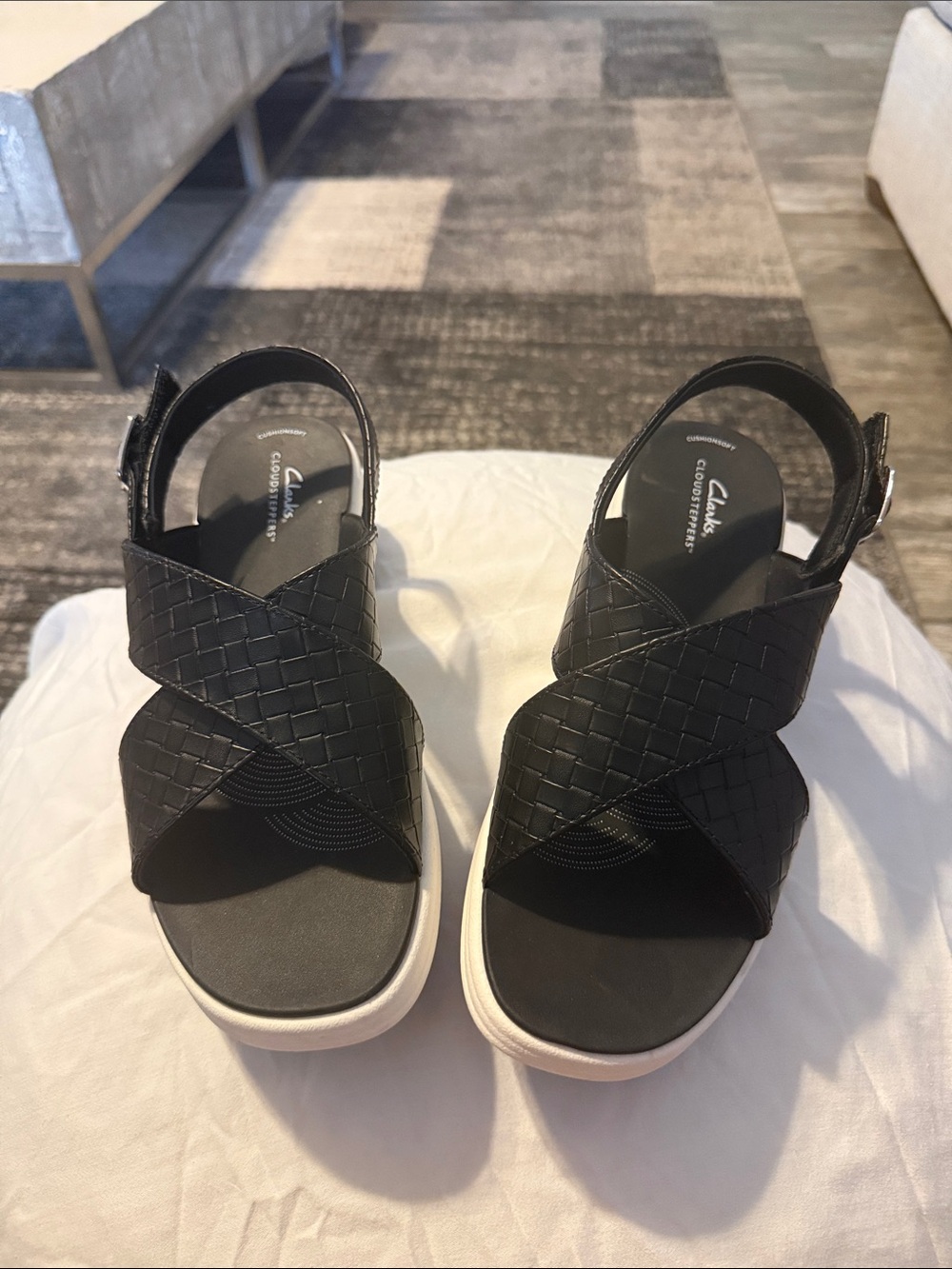 Clarks Black Woven Cross-Strap Slingback Sandals with White Platform. NWOB